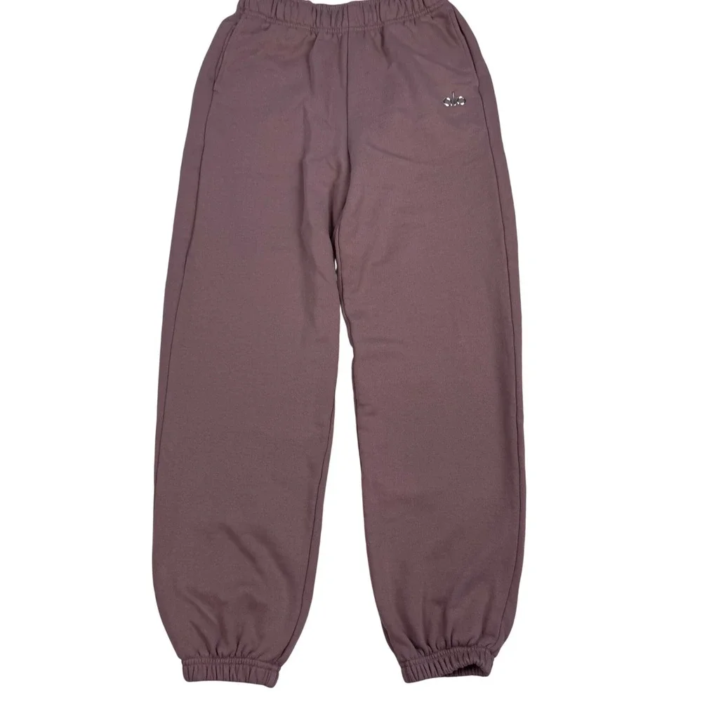 Alo Yoga Accolade Sweatpants Mauve Purple Fleece Joggers Medium Logo